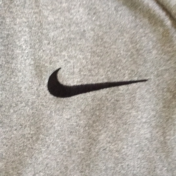 Nike hoodie dri-fit pullover - Picture 2 of 4